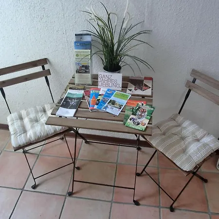 Apartment 1-zimmer-apartment-2-hochparterre