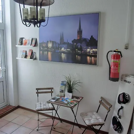 Apartment 1-zimmer-apartment 2 Hochparterre *