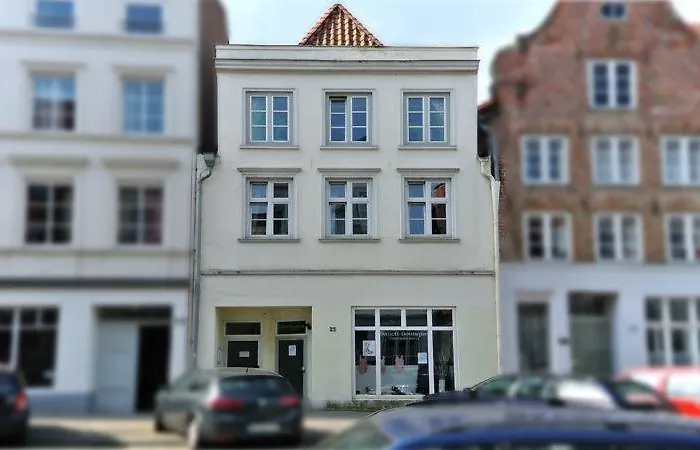 1-zimmer-apartment-2-hochparterre * Lübeck